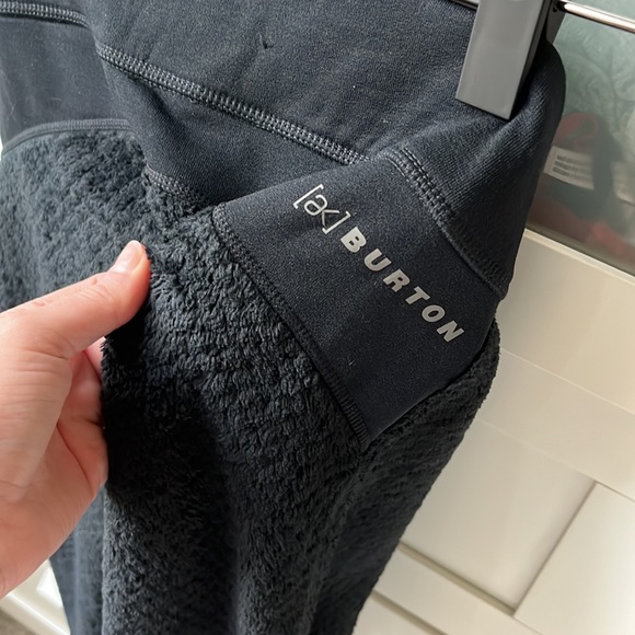 Women's Burton [ak] Baker Hi-Loft pants, mid layer, snowboarding leggings - Picture 4 of 11